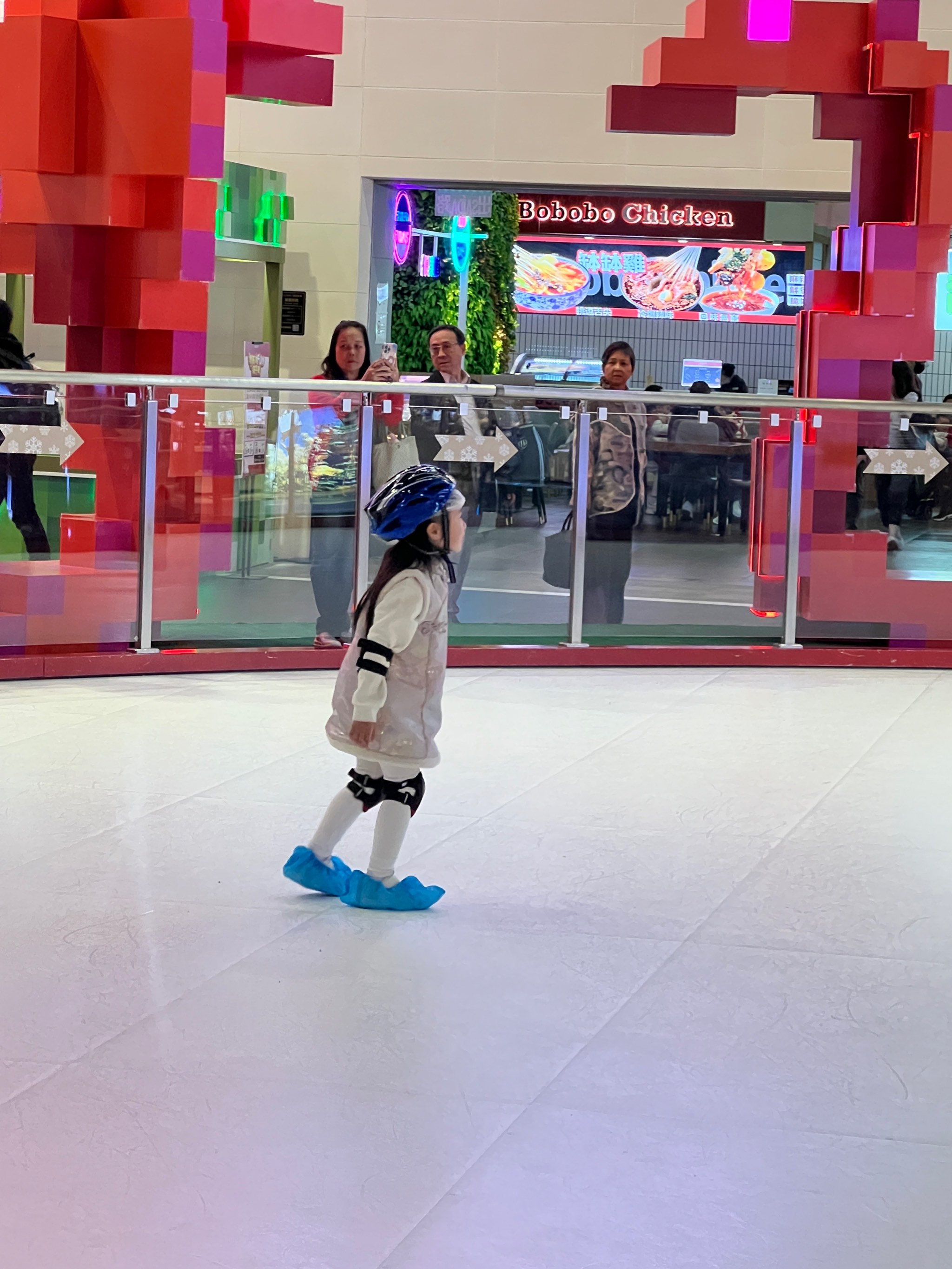 爱游戏中国官方登录入口网站-冬季冰上碰碰车，欢乐闯关新体验的简单介绍