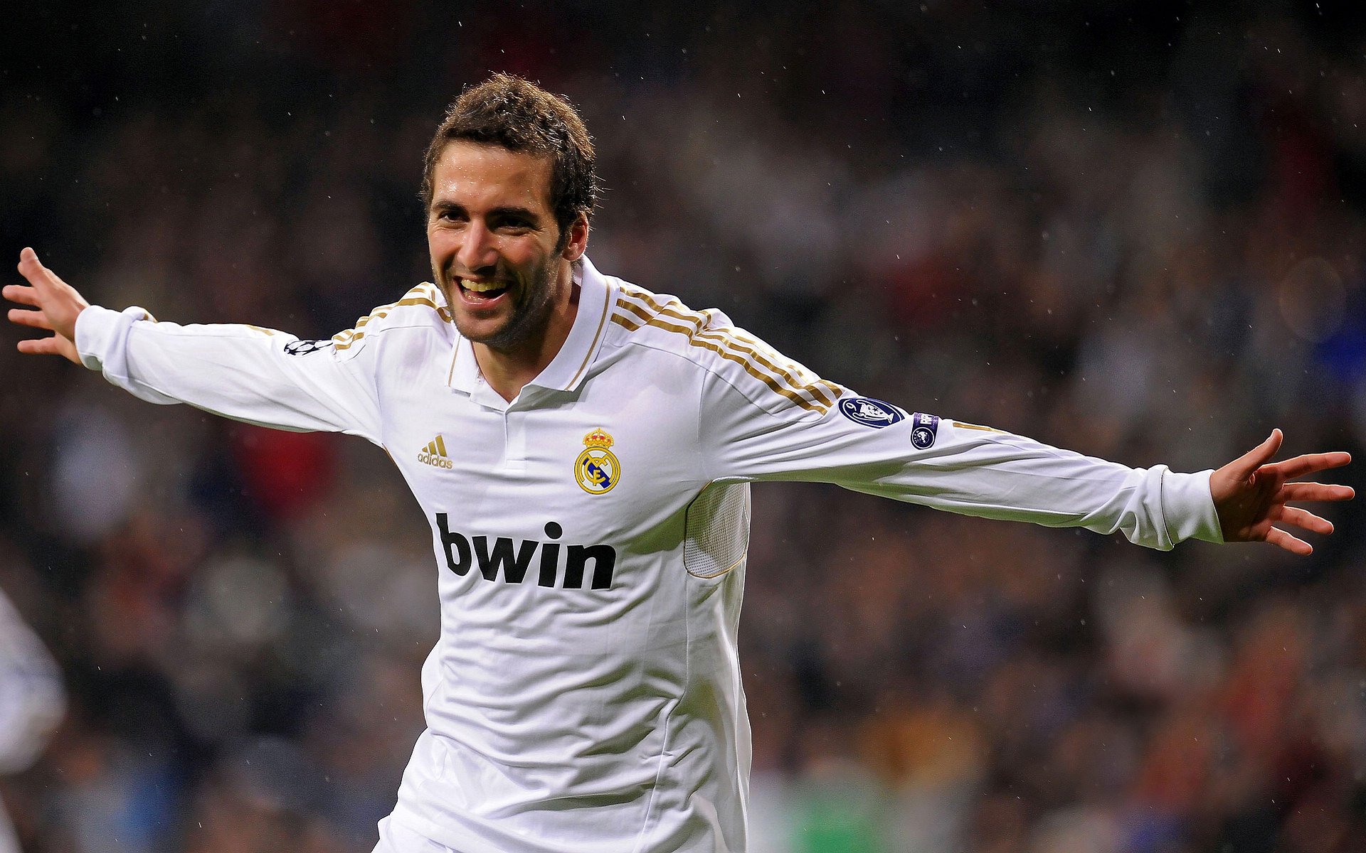 赛场风采：运动员的舞台表现和风采展示，运动员表演